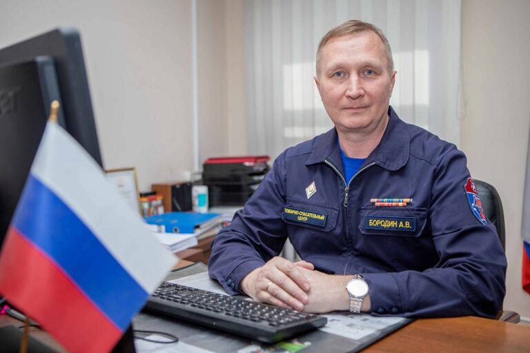 «Ноги сами идут на работу»: начальник отряда Пожарно-спасательного центра Москвы Александр Бородин – о деле своей жизни