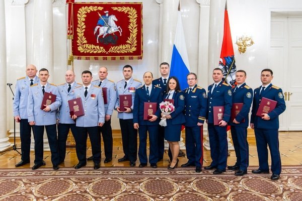 Мэр Москвы вручил столичным росгвардейцам премии в области обеспечения безопасности