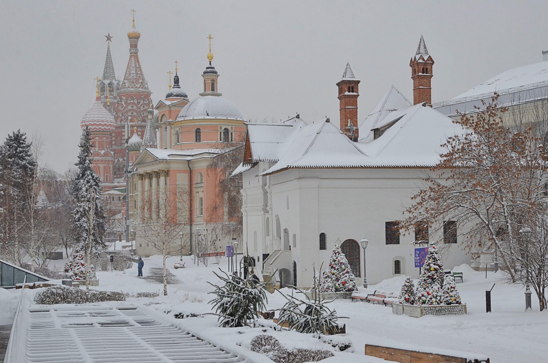 Москвичей в воскресенье ожидает пасмурная погода. Фото: Анна Быкова, «Вечерняя Москва»