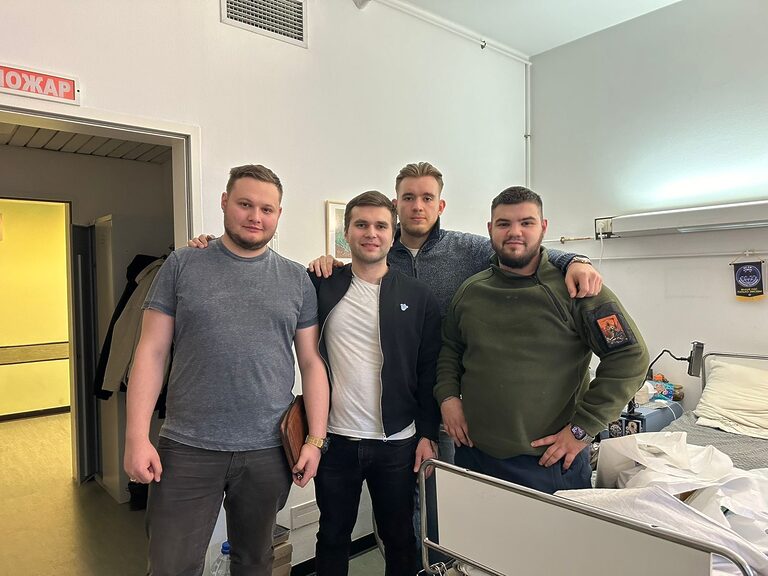 Активисты Татарского культурного центра посетили военный госпиталь