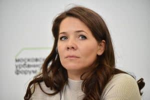Анастасия Ракова: Брендированный автобус центров «Мои Документы» сделает поездки по Москве добрее