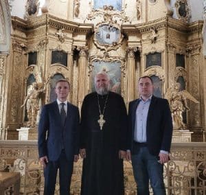 Церковь Папы Римского посетил глава управы района Замоскворечья