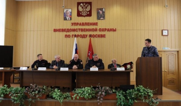 Председателя совета ветеранов вневедомственной охраны Москвы поздравили с 90-летним юбилеем