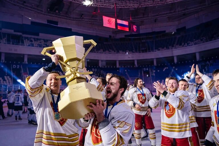 «Плехановцы» стали чемпионами по хоккею Спортивной студенческой лиги