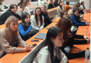 Студенты РЭУ посетили мастер-класс от переводчика